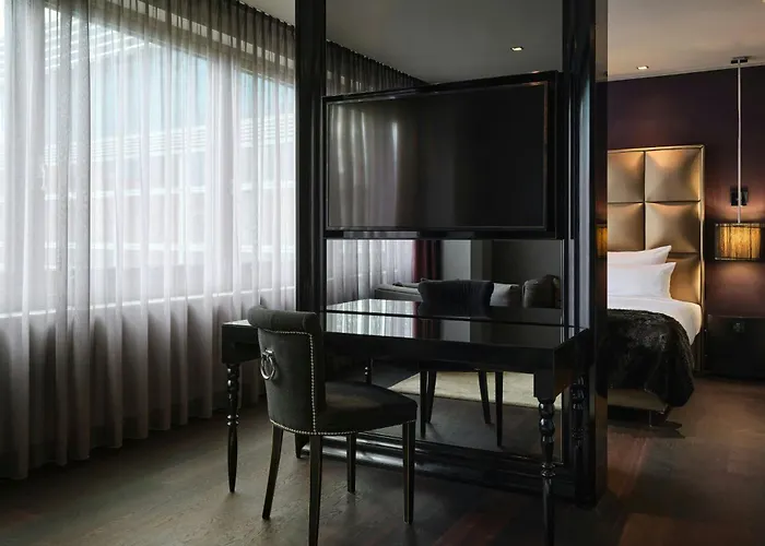 Roomers Frankfurt Central, Autograph Collection Francfort-sur-le-Main